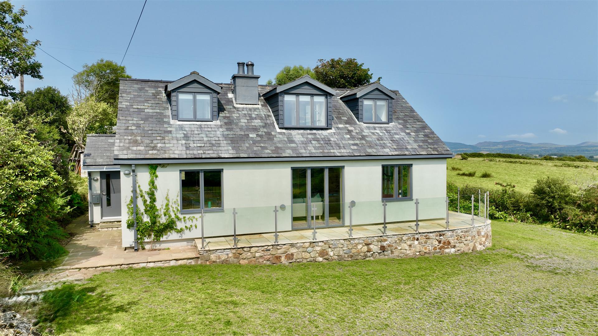 Lon Pin, Llanbedrog